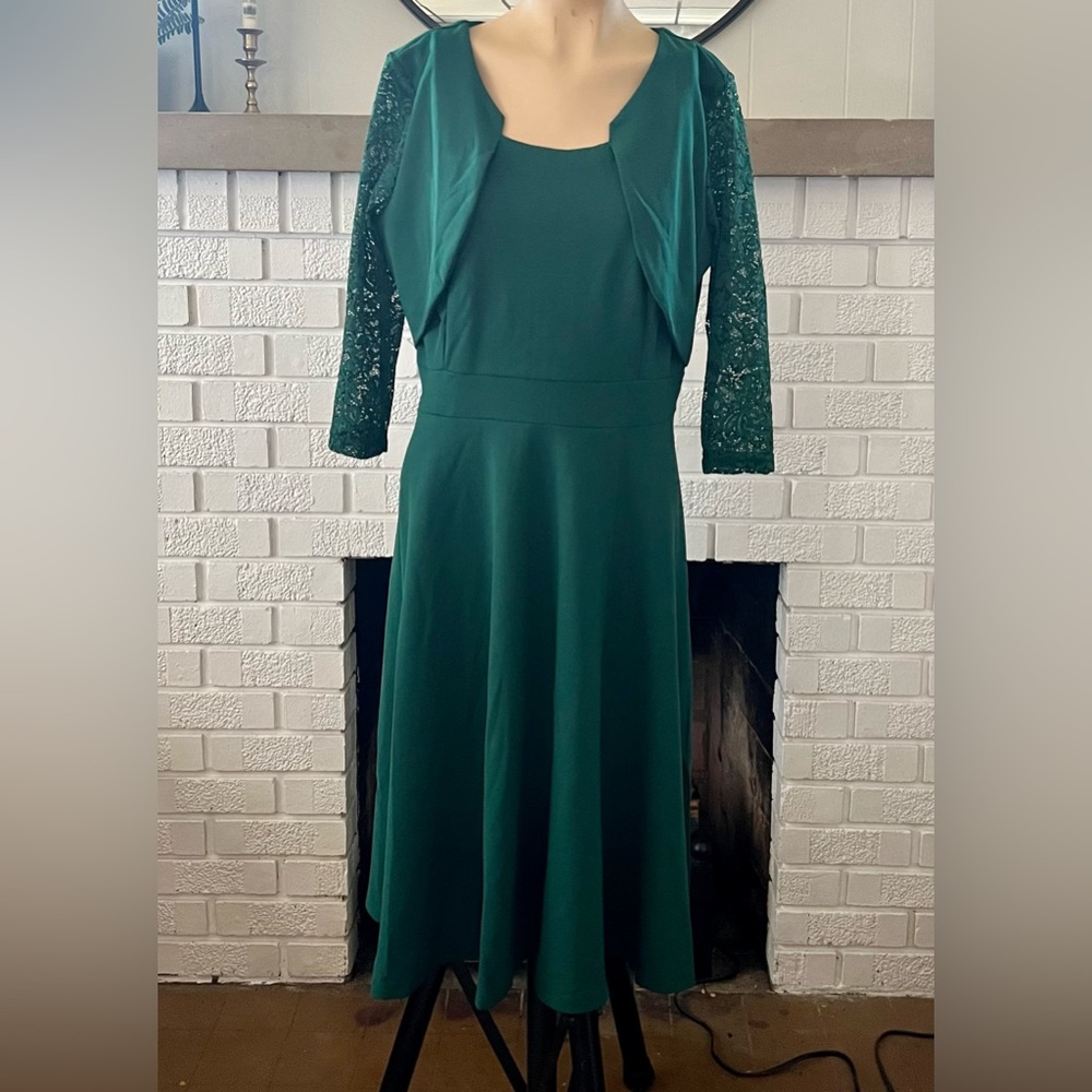 NWT! Emerald green A-line dress